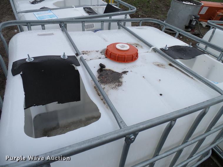 image for item EO9811 (6) Schutz poly tanks