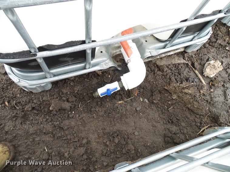 image for item EO9811 (6) Schutz poly tanks