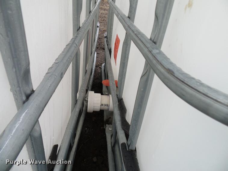 image for item EO9811 (6) Schutz poly tanks