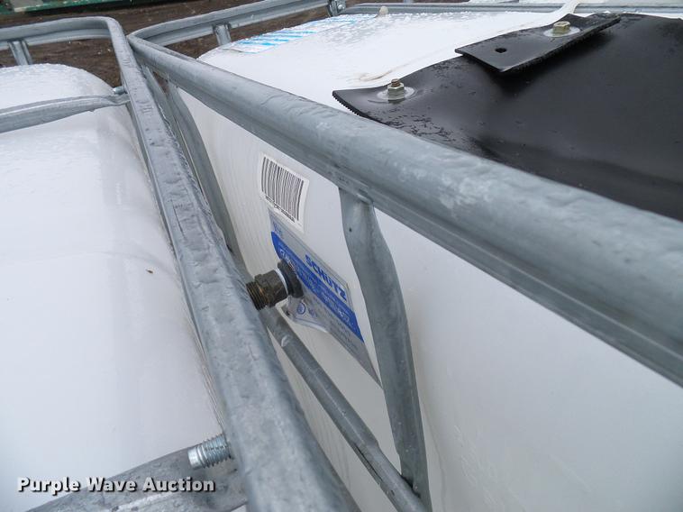 image for item EO9811 (6) Schutz poly tanks