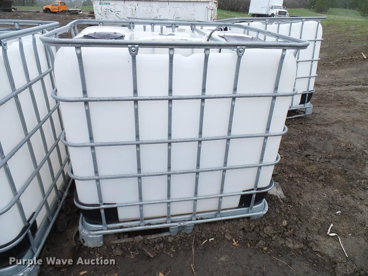 image for item EO9811 (6) Schutz poly tanks