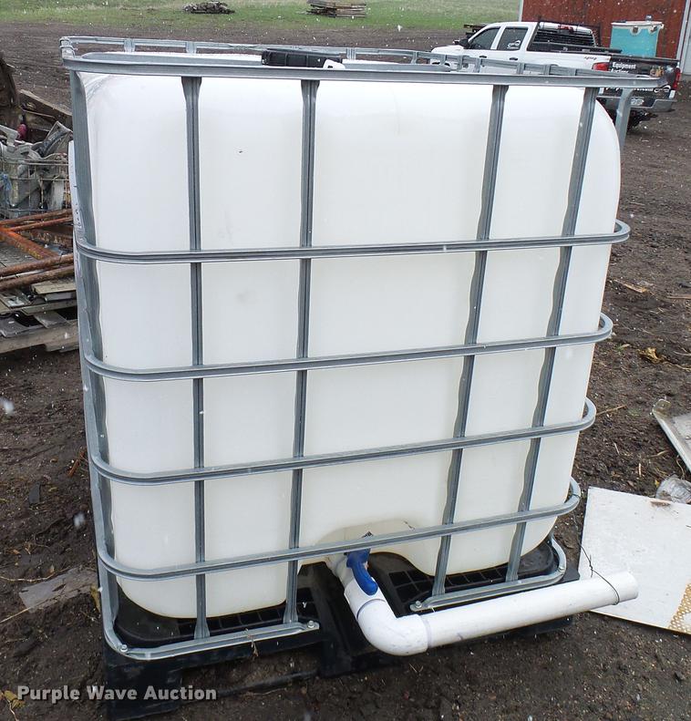 image for item EO9811 (6) Schutz poly tanks