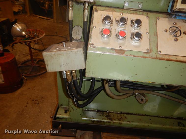 image for item EZ9970 Do All bandsaw