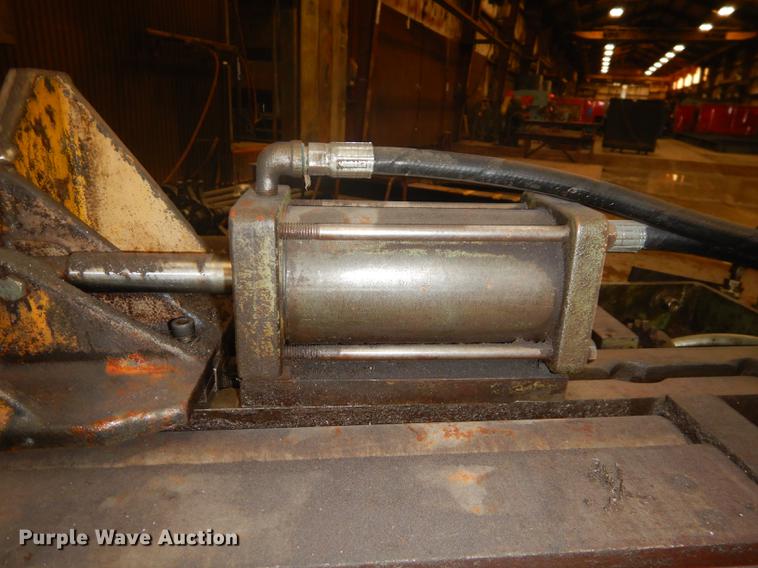 image for item EZ9970 Do All bandsaw