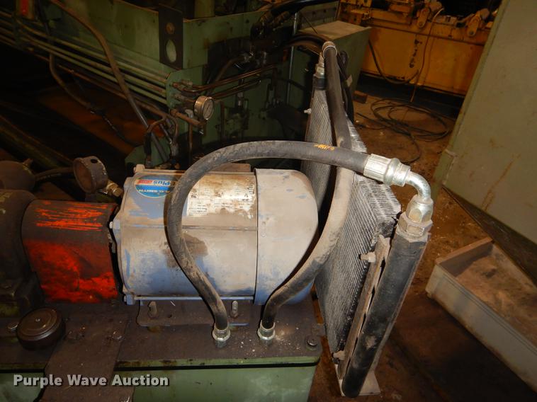 image for item EZ9970 Do All bandsaw