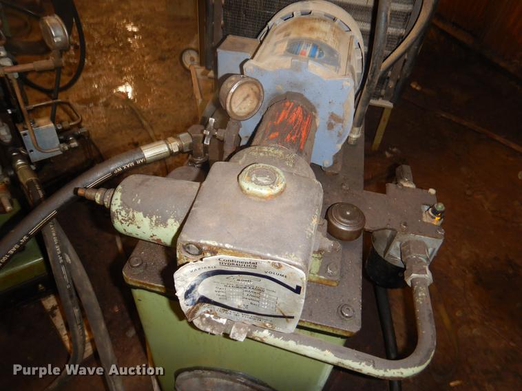 image for item EZ9970 Do All bandsaw