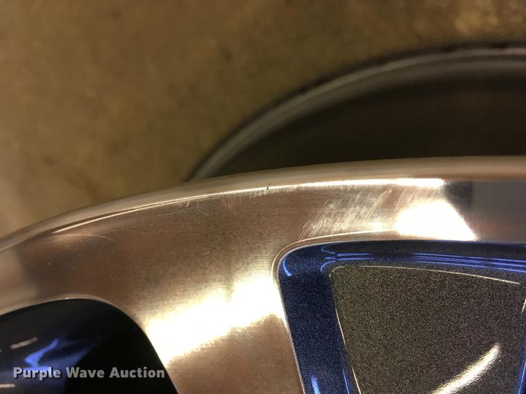 image for item FE9751 (4) 20" wheels