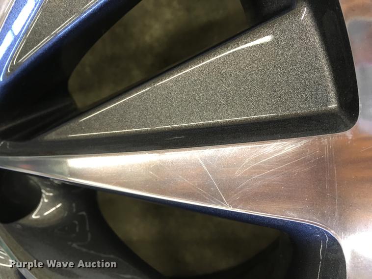 image for item FE9751 (4) 20" wheels