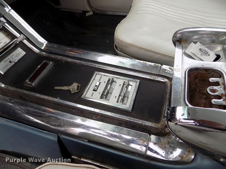 image for item FG9412 1965 Ford Thunderbird