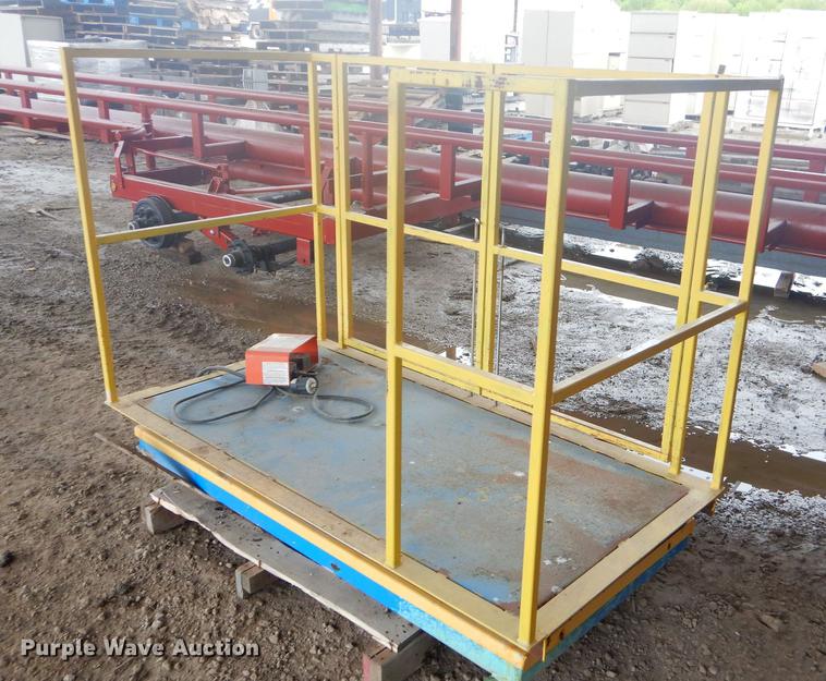 image for item FH9274 Hydraulic lift