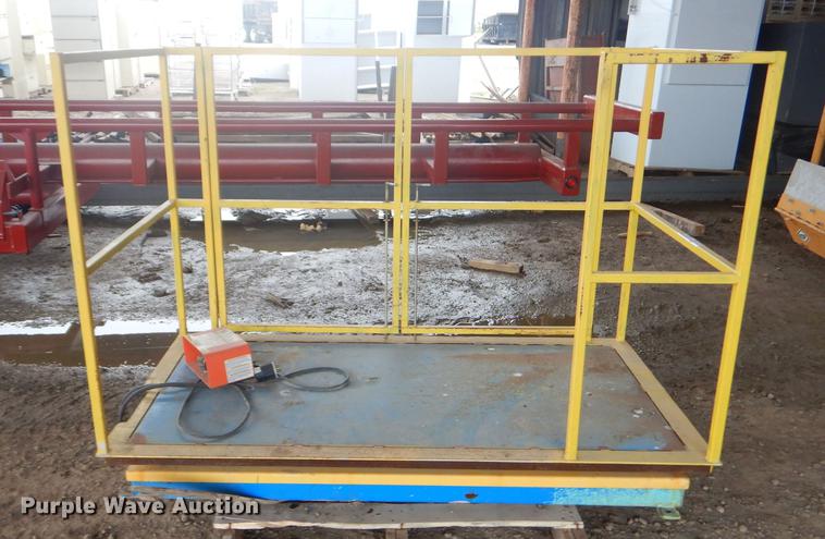 image for item FH9274 Hydraulic lift