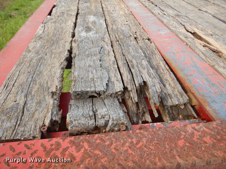 image for item FH9409 2004 Overbilt tilt deck equipment trailer