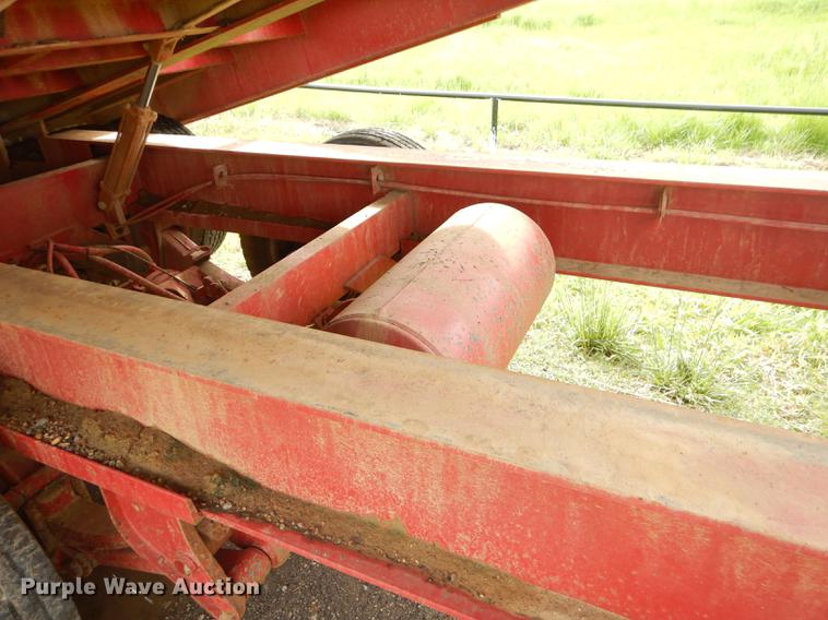 image for item FH9409 2004 Overbilt tilt deck equipment trailer