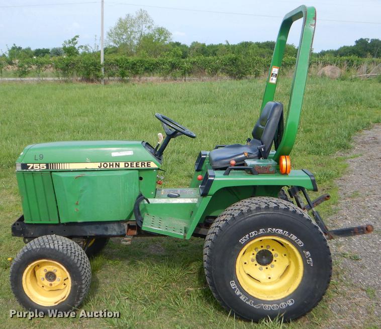 image for item FH9410 John Deere 755 tractor