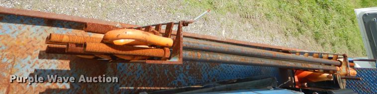 image for item FH9416 2006 International 7400 digger derrick truck