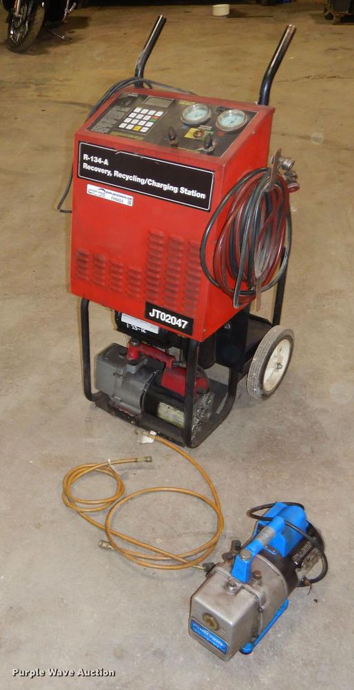 image for item FH9424 Robin Air recovery, recycle, and charging station