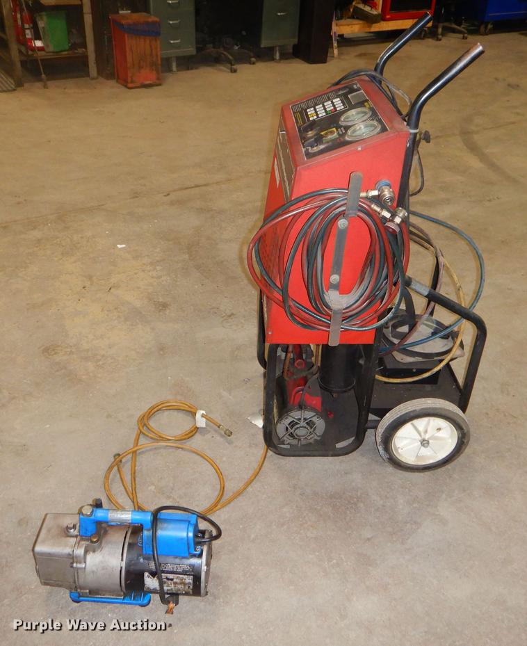 image for item FH9424 Robin Air recovery, recycle, and charging station