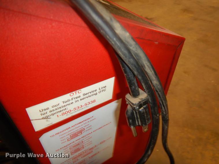 image for item FH9424 Robin Air recovery, recycle, and charging station