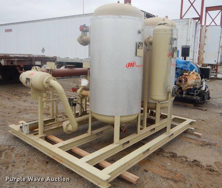 image for item FH9425 Ingersoll Rand compressor and dryer