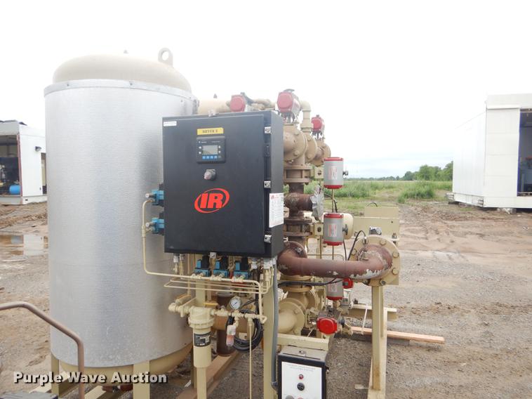 image for item FH9425 Ingersoll Rand compressor and dryer
