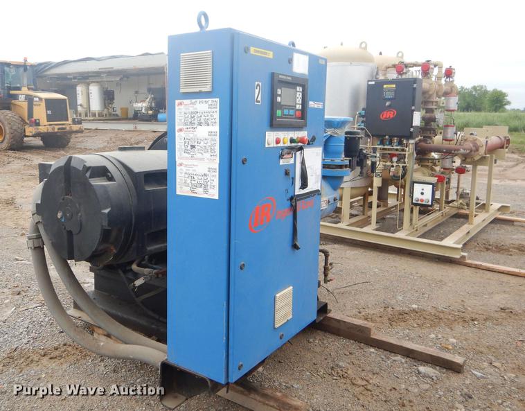 image for item FH9425 Ingersoll Rand compressor and dryer