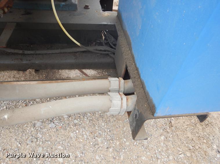 image for item FH9425 Ingersoll Rand compressor and dryer