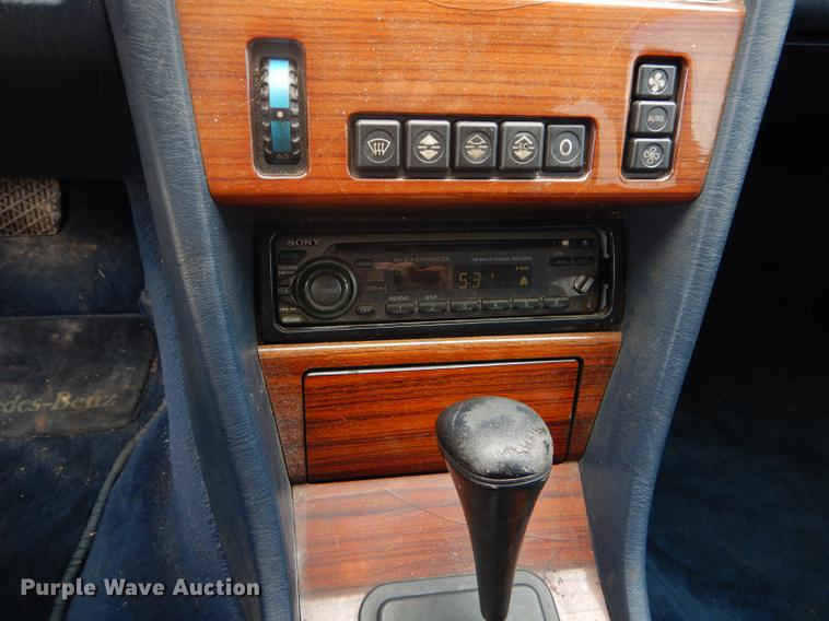 image for item FH9428 1992 Mercedes Benz 300TE