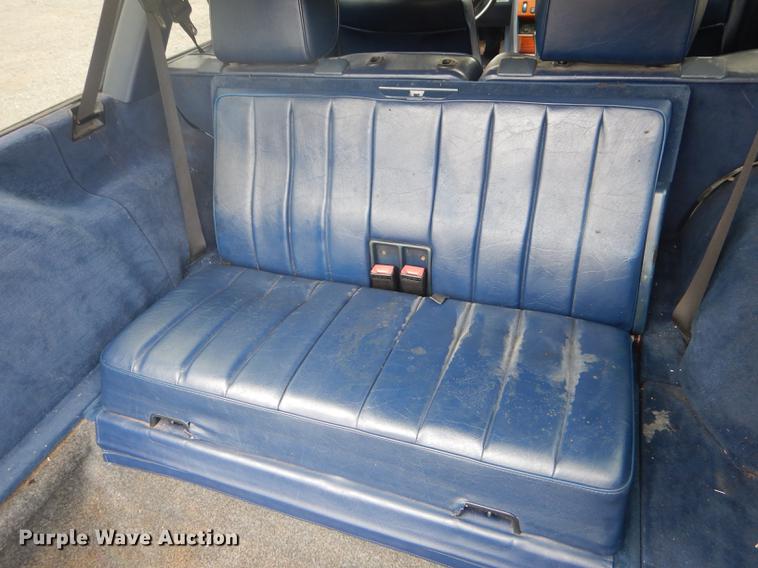 image for item FH9428 1992 Mercedes Benz 300TE