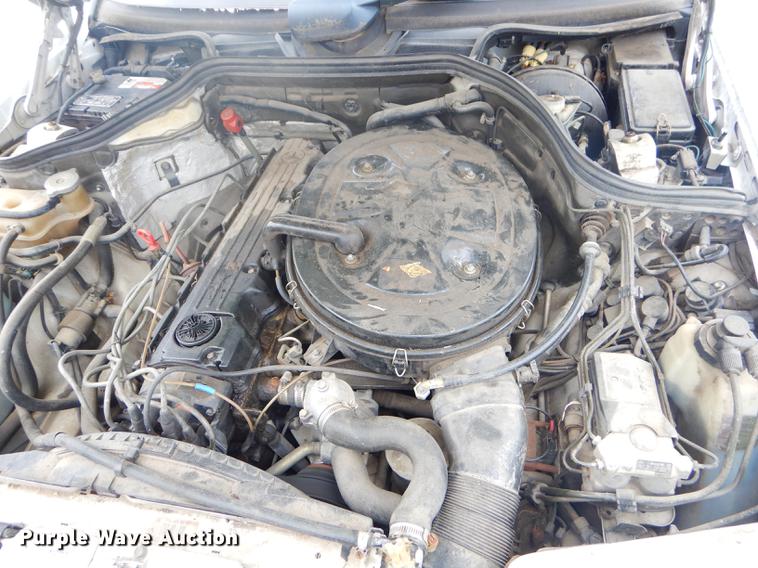 image for item FH9428 1992 Mercedes Benz 300TE