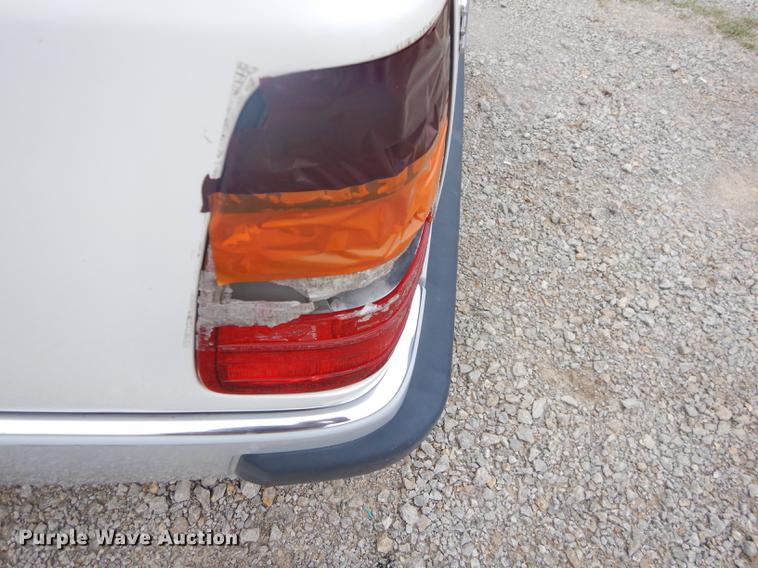 image for item FH9428 1992 Mercedes Benz 300TE