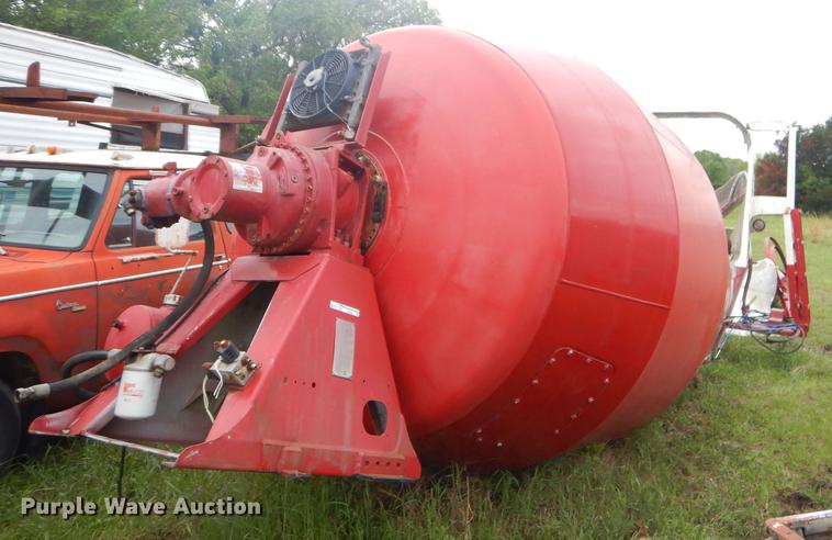 image for item FH9432 McNeilus ready mix drum