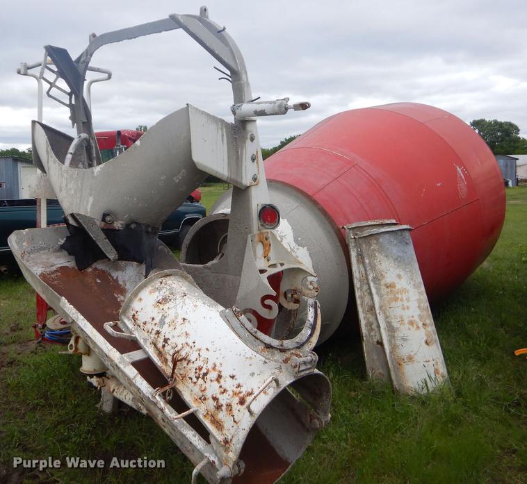 image for item FH9432 McNeilus ready mix drum