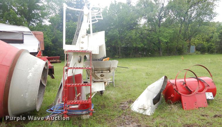 image for item FH9432 McNeilus ready mix drum