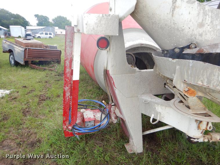 image for item FH9432 McNeilus ready mix drum