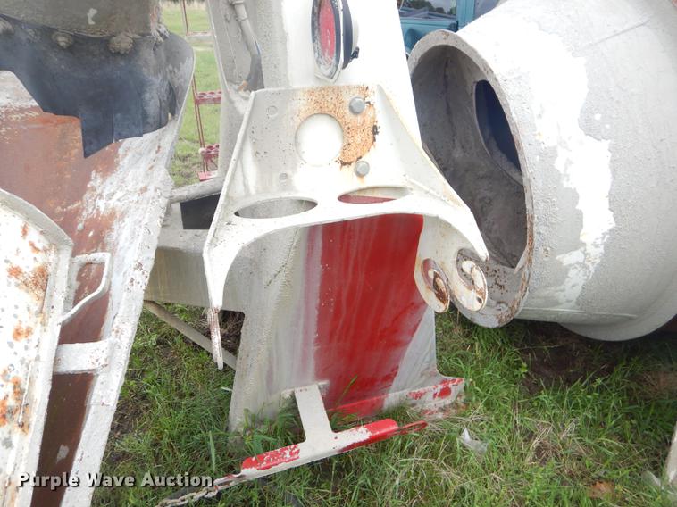 image for item FH9432 McNeilus ready mix drum