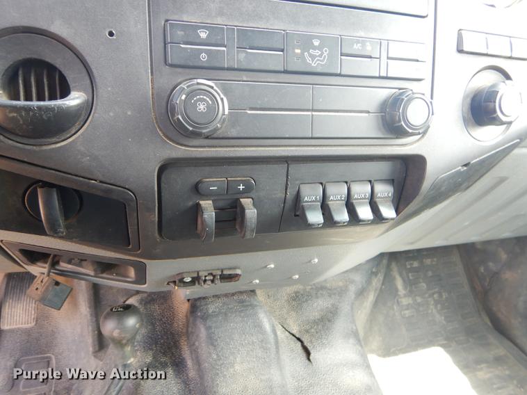 image for item FH9434 2012 Ford F550 XL Crew Cab flatbed truck