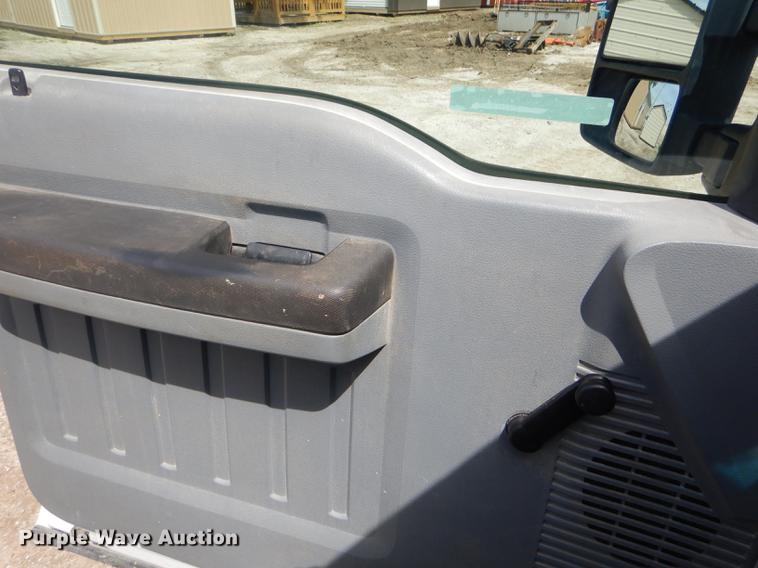 image for item FH9434 2012 Ford F550 XL Crew Cab flatbed truck