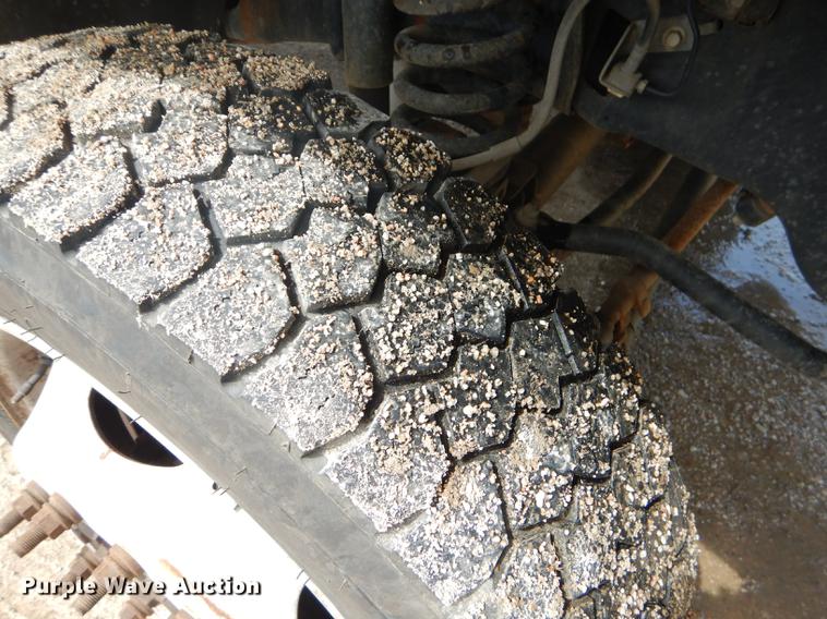 image for item FH9434 2012 Ford F550 XL Crew Cab flatbed truck