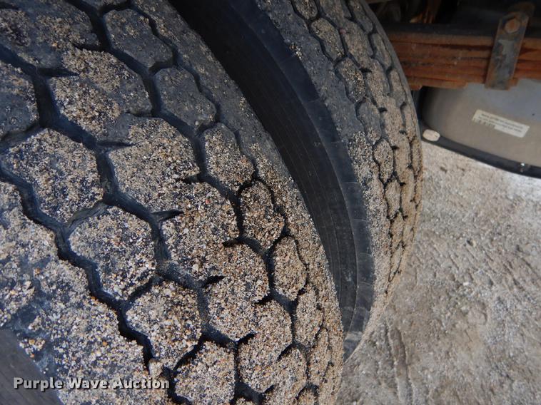 image for item FH9434 2012 Ford F550 XL Crew Cab flatbed truck