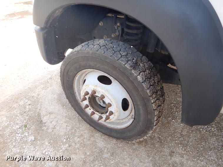 image for item FH9434 2012 Ford F550 XL Crew Cab flatbed truck