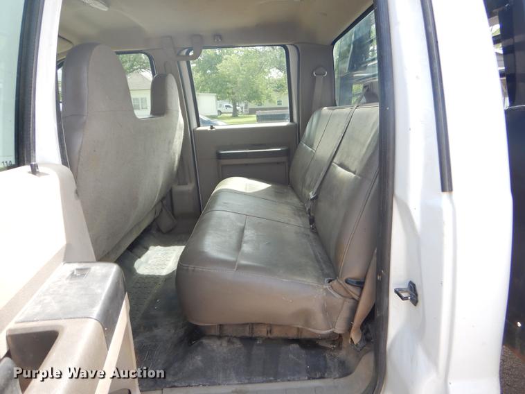 image for item FH9435 2008 Ford F450 Super Duty XL Crew Cab flatbed truck