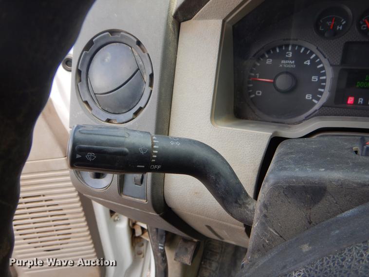 image for item FH9435 2008 Ford F450 Super Duty XL Crew Cab flatbed truck