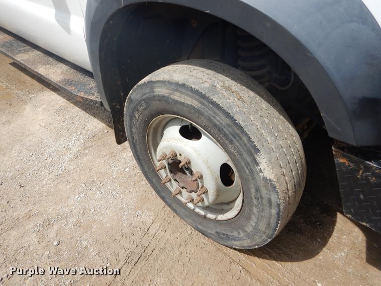 image for item FH9435 2008 Ford F450 Super Duty XL Crew Cab flatbed truck