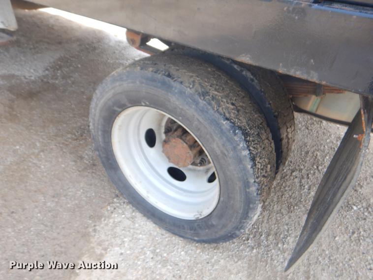 image for item FH9435 2008 Ford F450 Super Duty XL Crew Cab flatbed truck