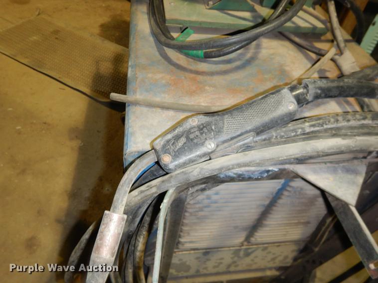 image for item FH9436 Miller CP-250TS welder