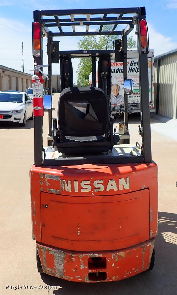 image for item FH9769 Nissan CWD02125S forklift