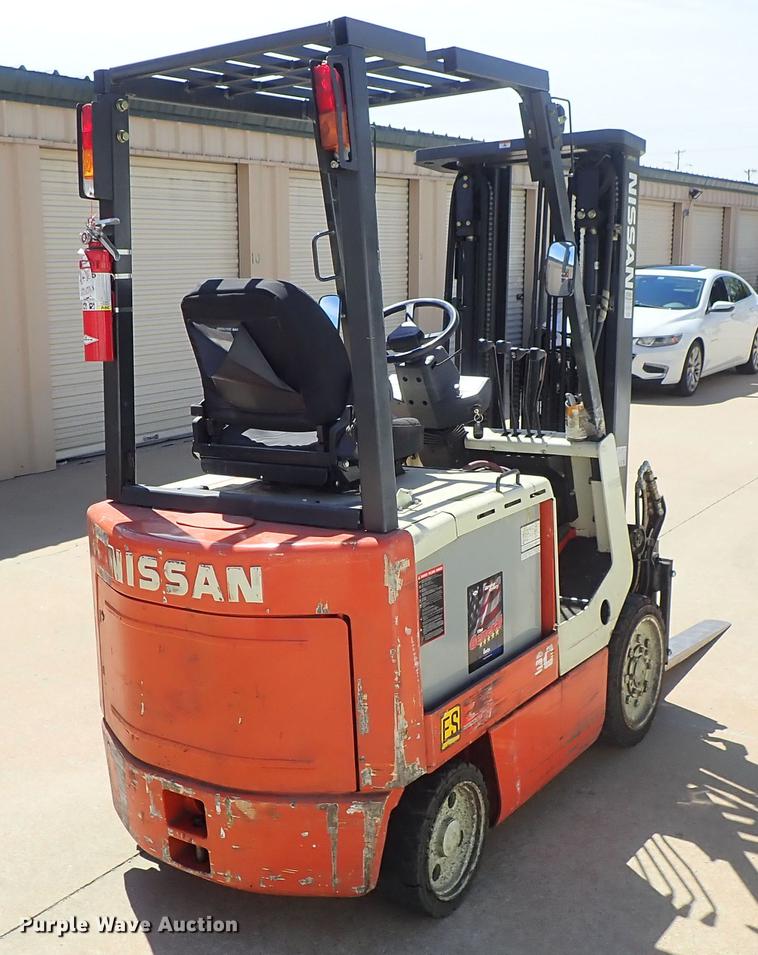 image for item FH9769 Nissan CWD02125S forklift