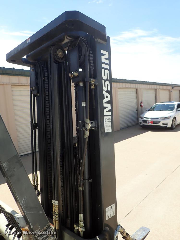 image for item FH9769 Nissan CWD02125S forklift