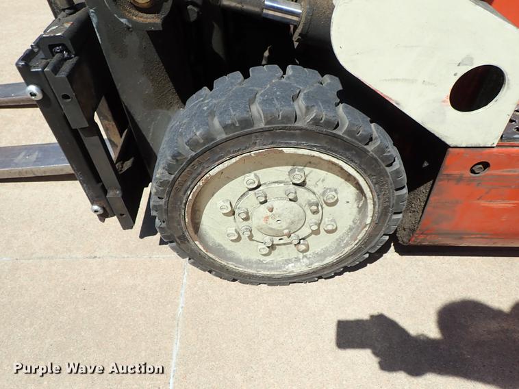 image for item FH9769 Nissan CWD02125S forklift