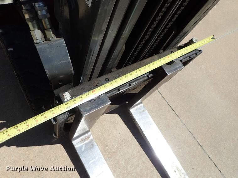 image for item FH9769 Nissan CWD02125S forklift